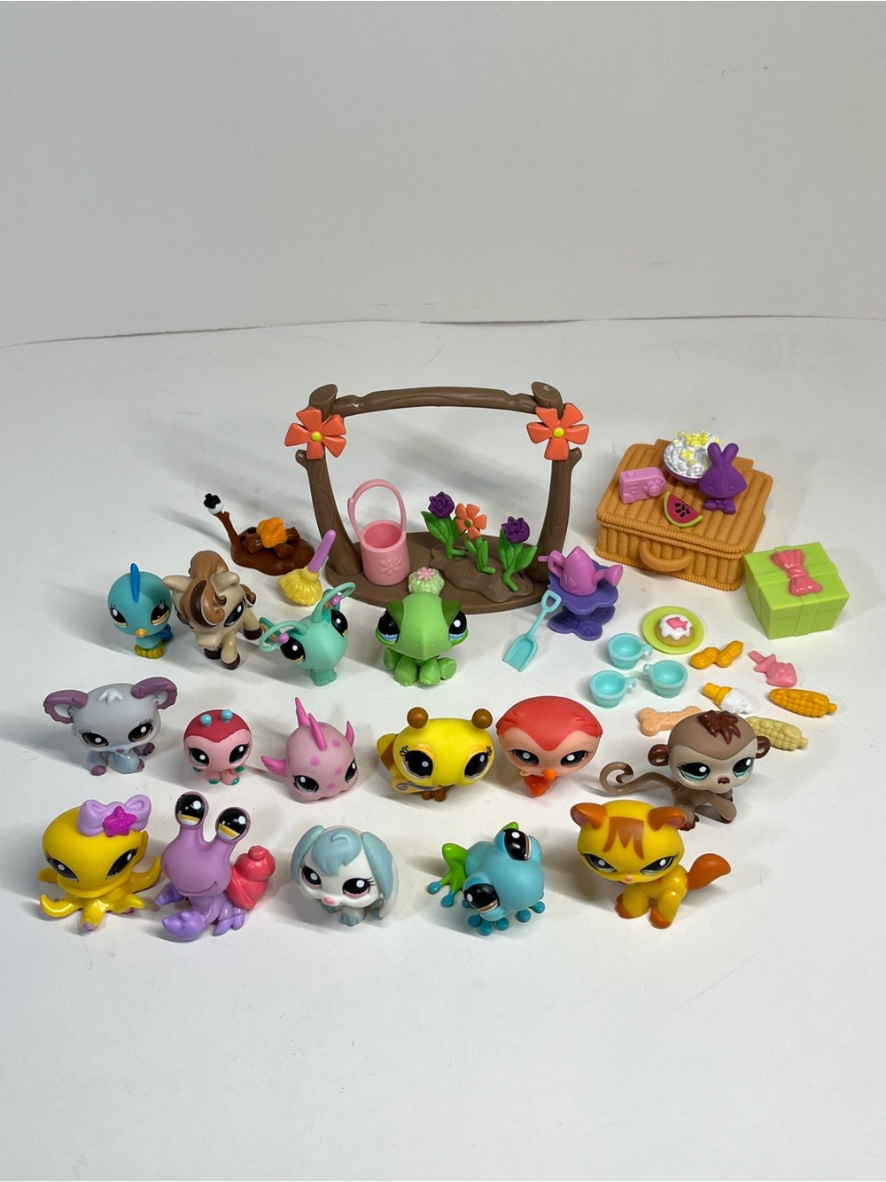 Vtg Littlest Pet Shop LPS Set Lot Outdoor Adventure Pets Multi Pack #1135-#1149